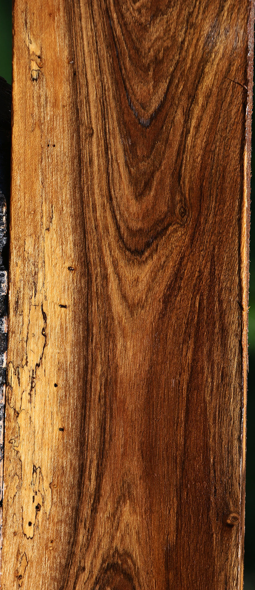 Figured Louro Preto Lumber