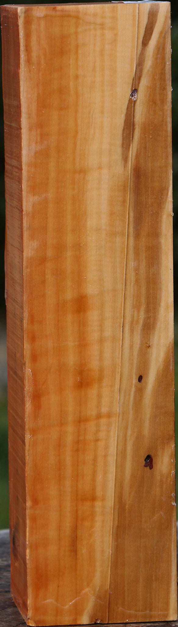 Extra Fancy Swiss Pear Peppermill