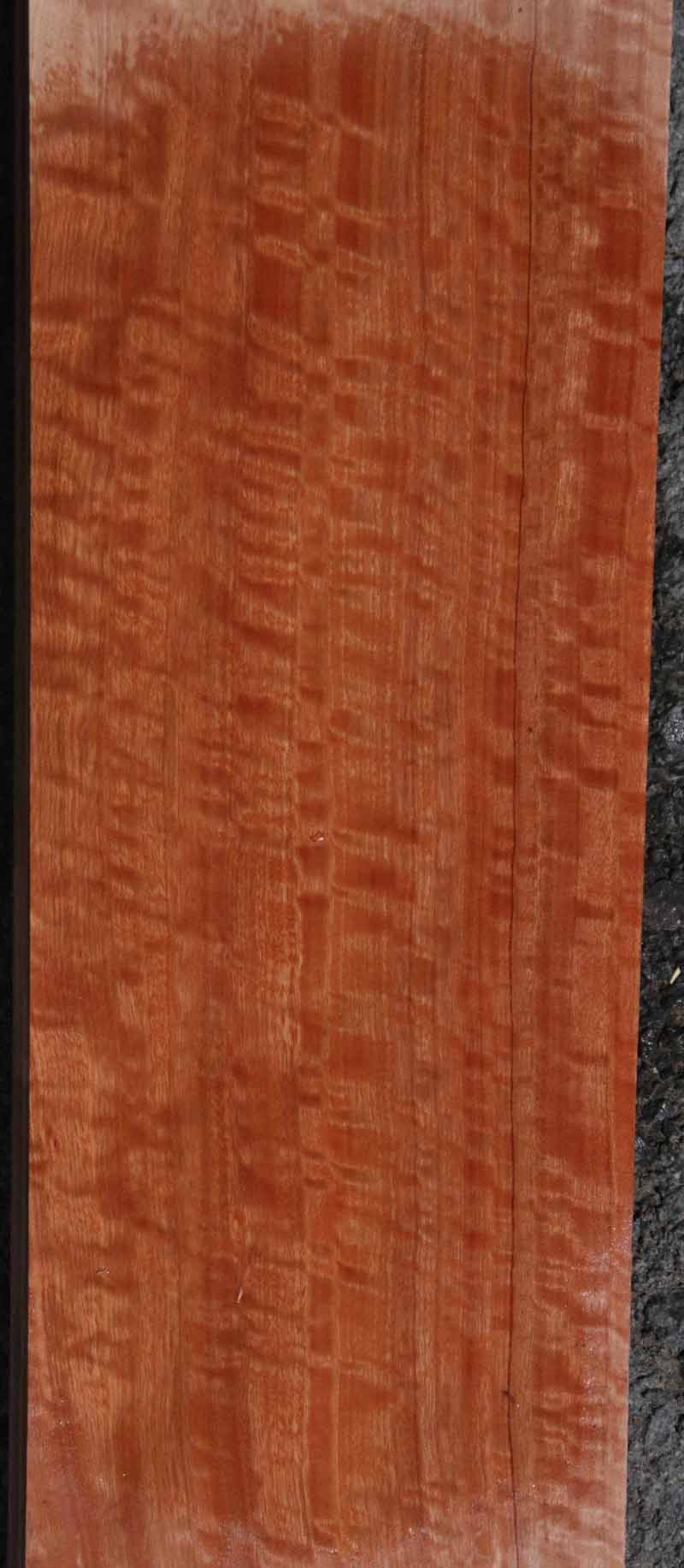 Red Gum Veneer Flitch - 16 Sheets