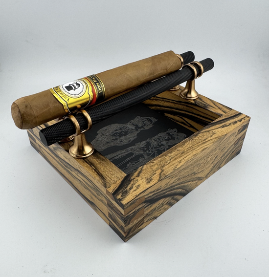 Black & White Ebony Ash Trash