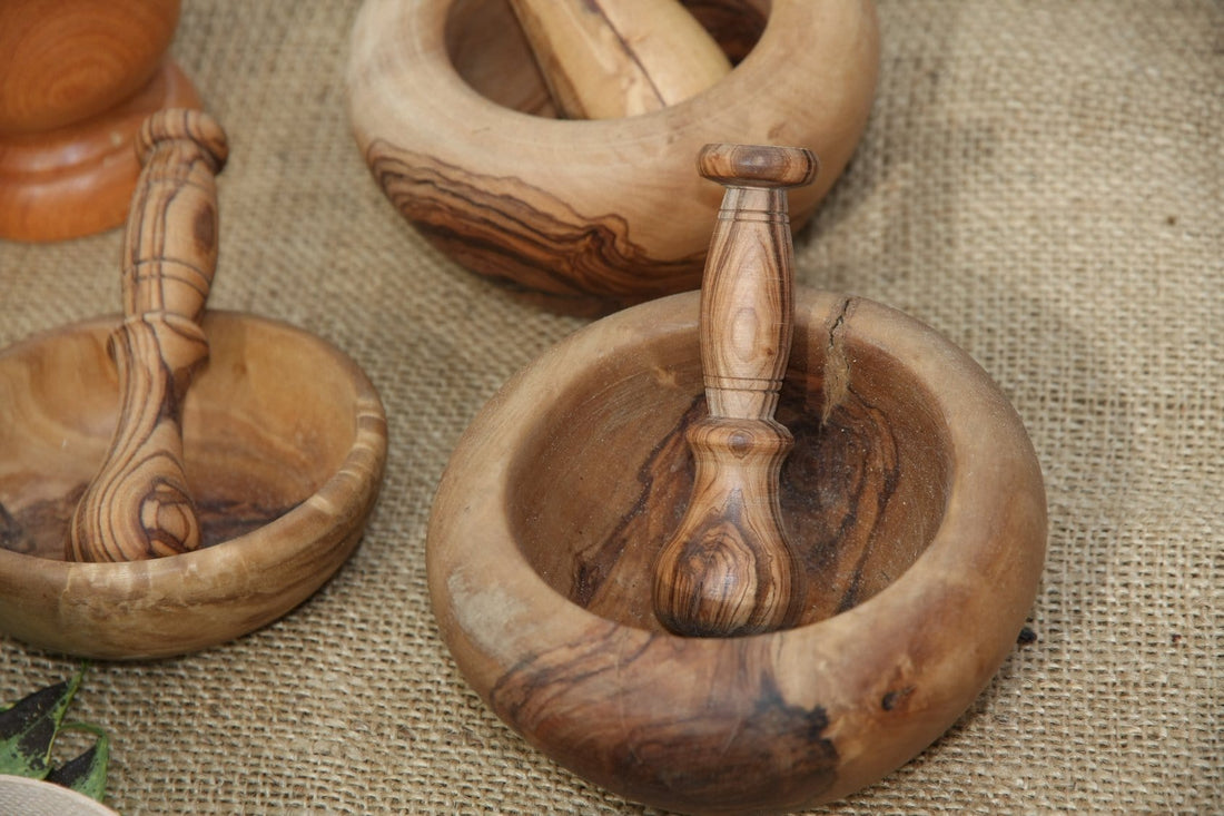 Step by Step Guide for Turning a Simple Bowl