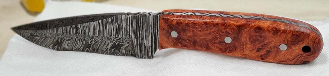 Damascus Knife in Amboyna Burl