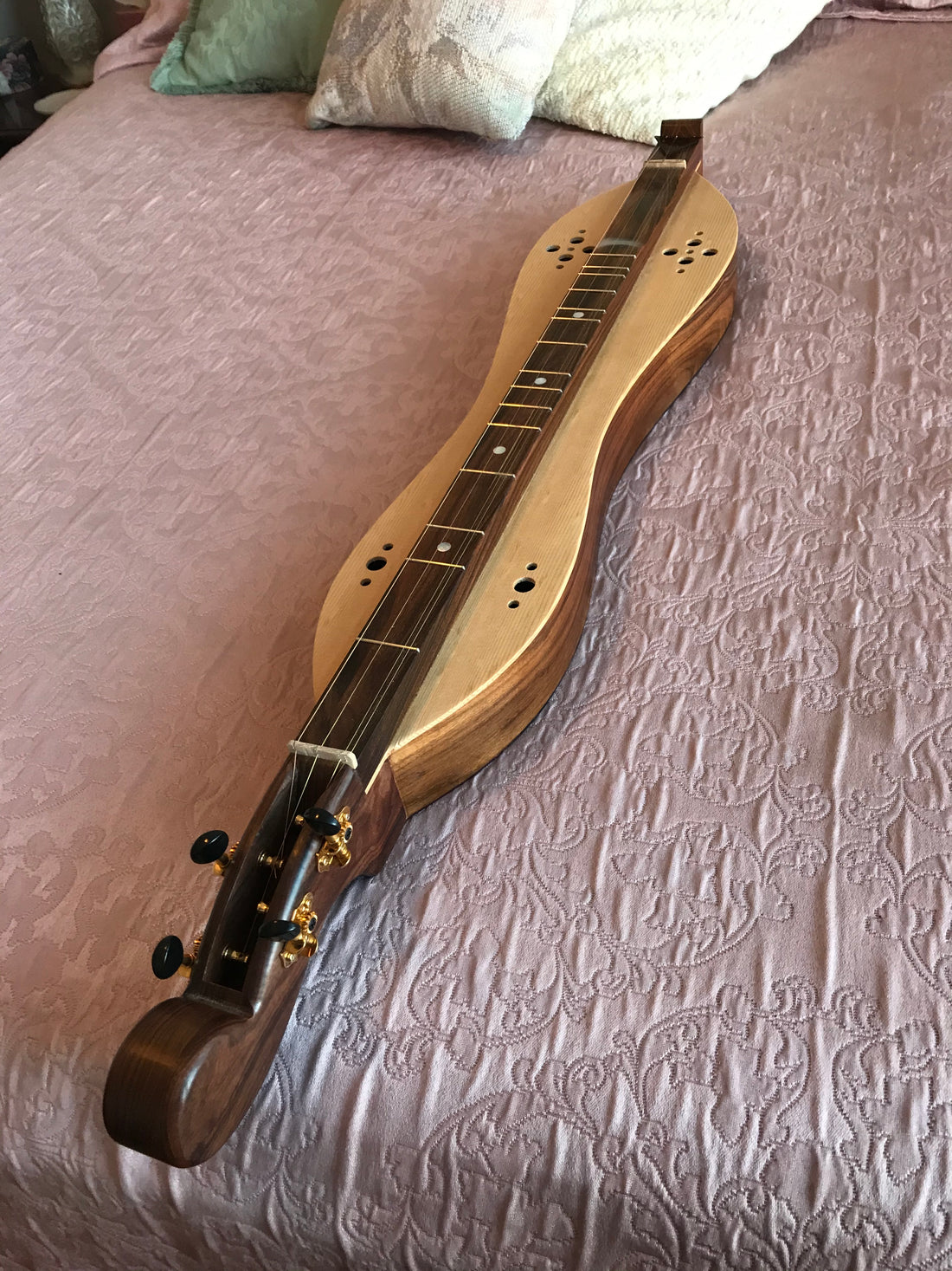 Dulcimer in Bolivian Rosweood