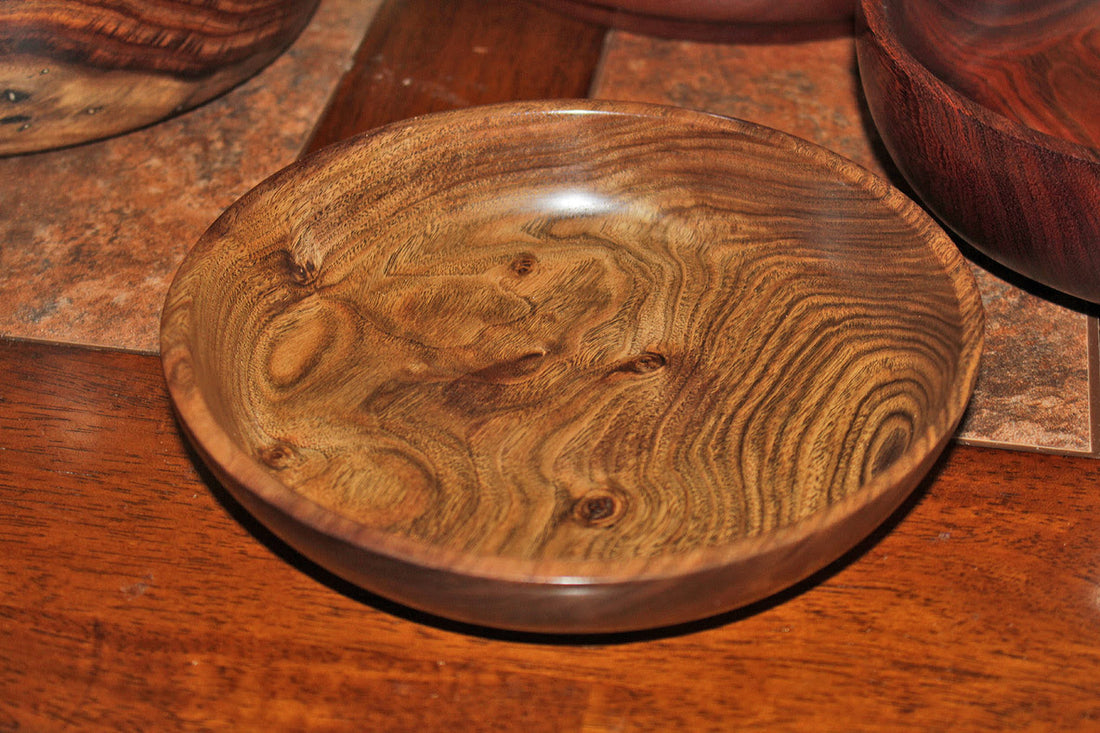Shallow dish in Claro Walnut