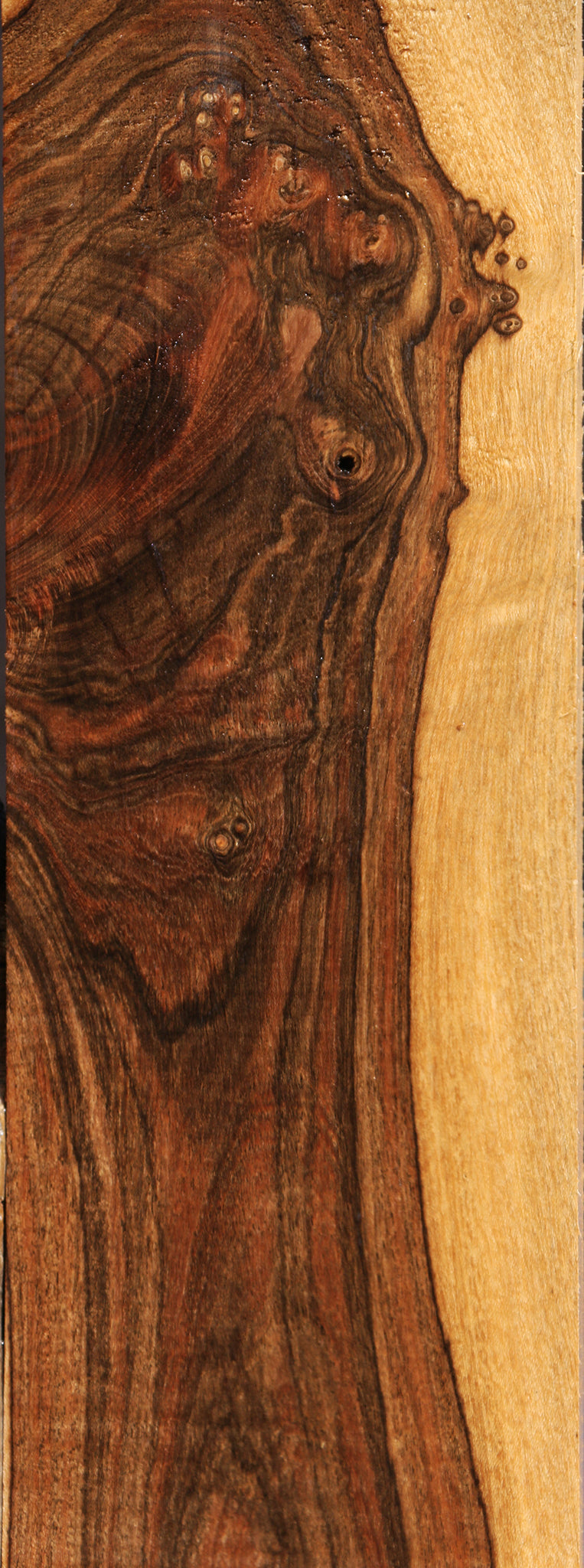 Figured Louro Preto Lumber