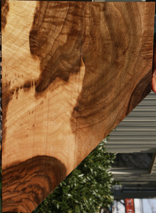 Extra Fancy English Walnut Lumber