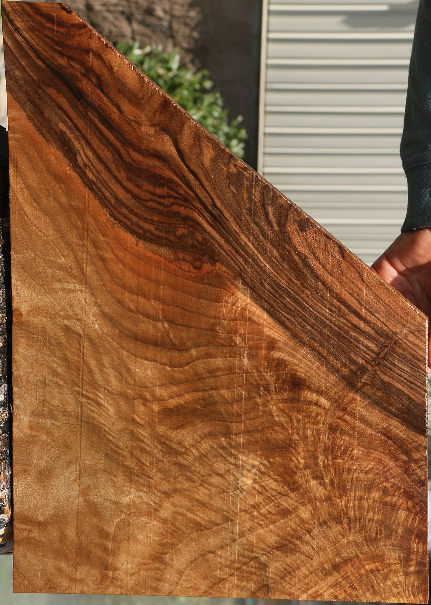 Extra Fancy English Walnut Lumber