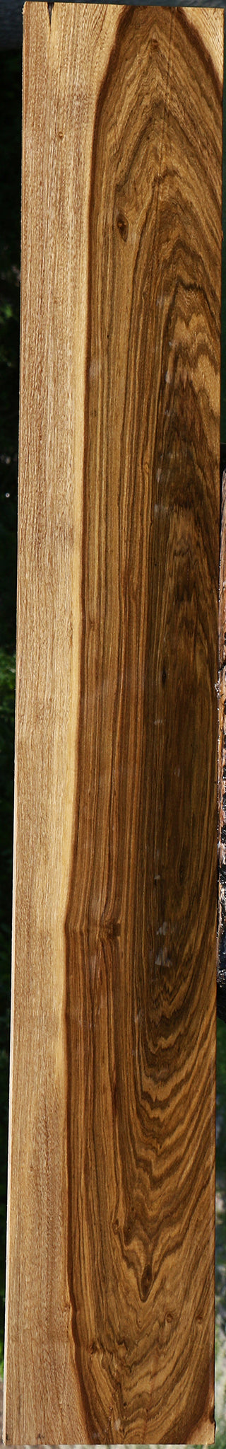 Figured Louro Preto Lumber