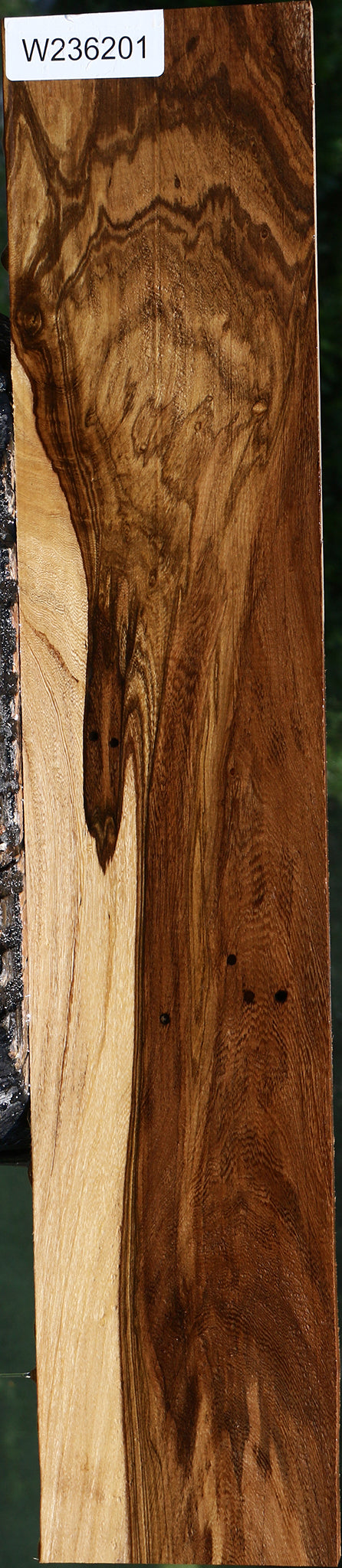 Figured Louro Preto Lumber