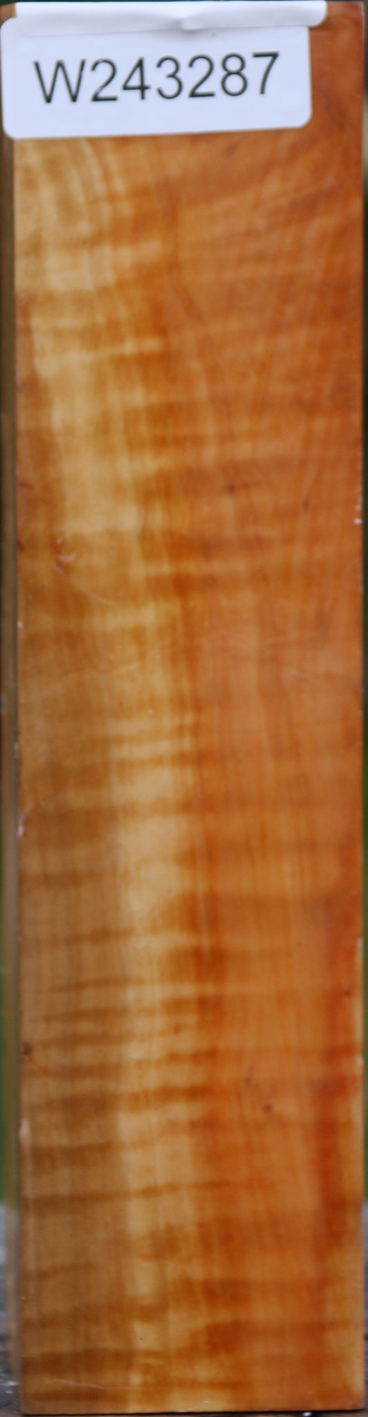 Extra Fancy Swiss Pear Peppermill