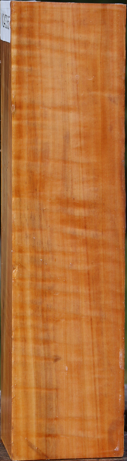 Extra Fancy Swiss Pear Peppermill