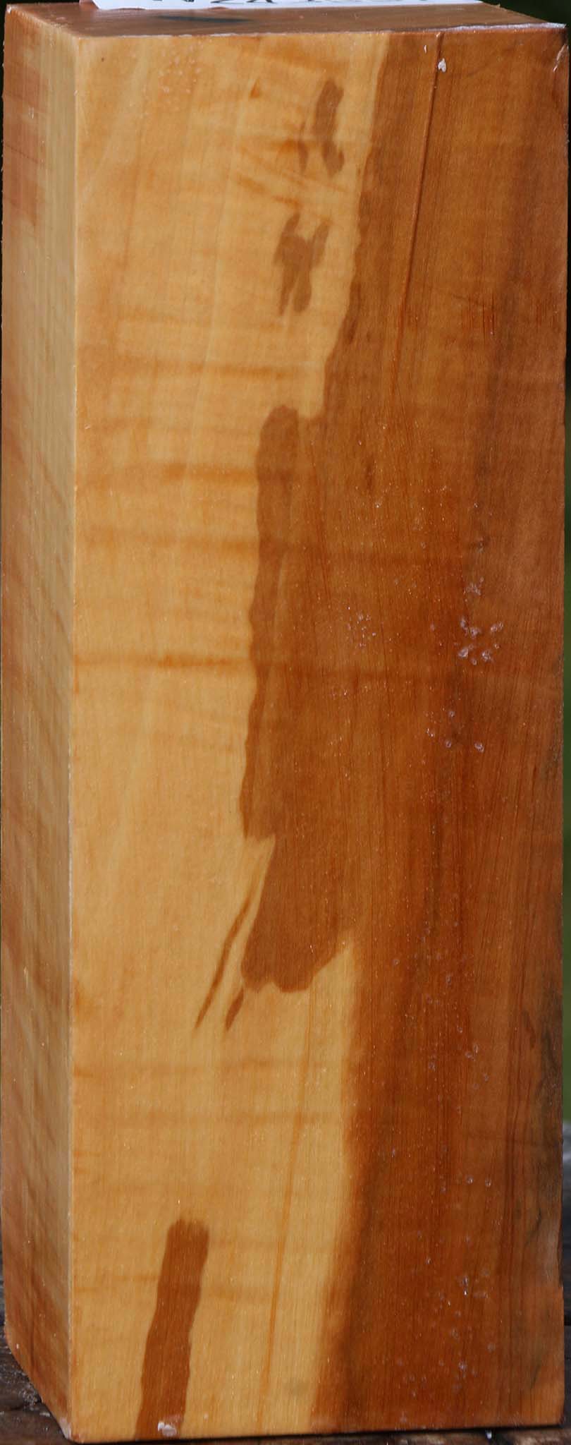 Extra Fancy Swiss Pear Peppermill