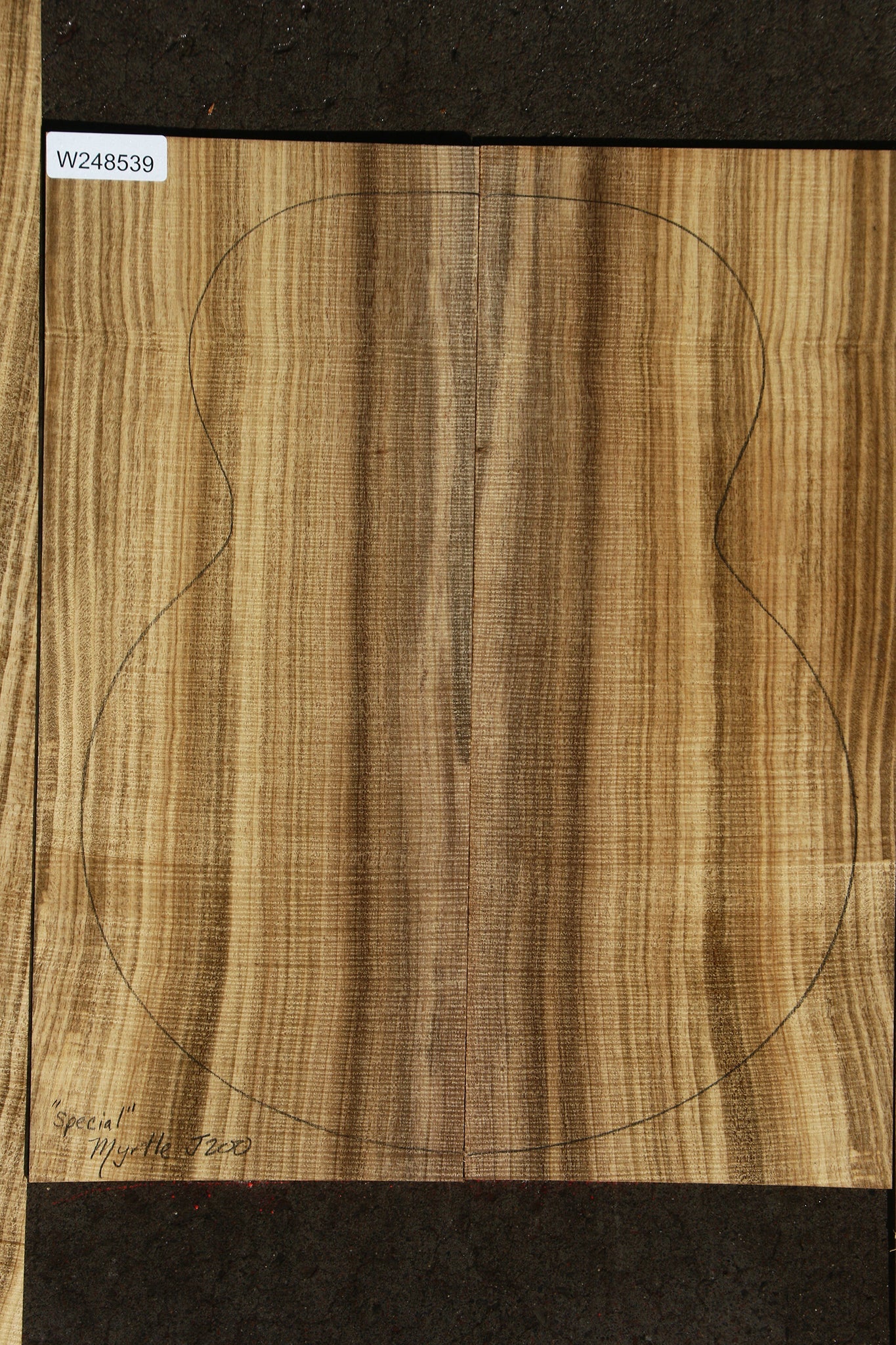 Special Grade Oregon Myrtle Jumbo Guitar Set