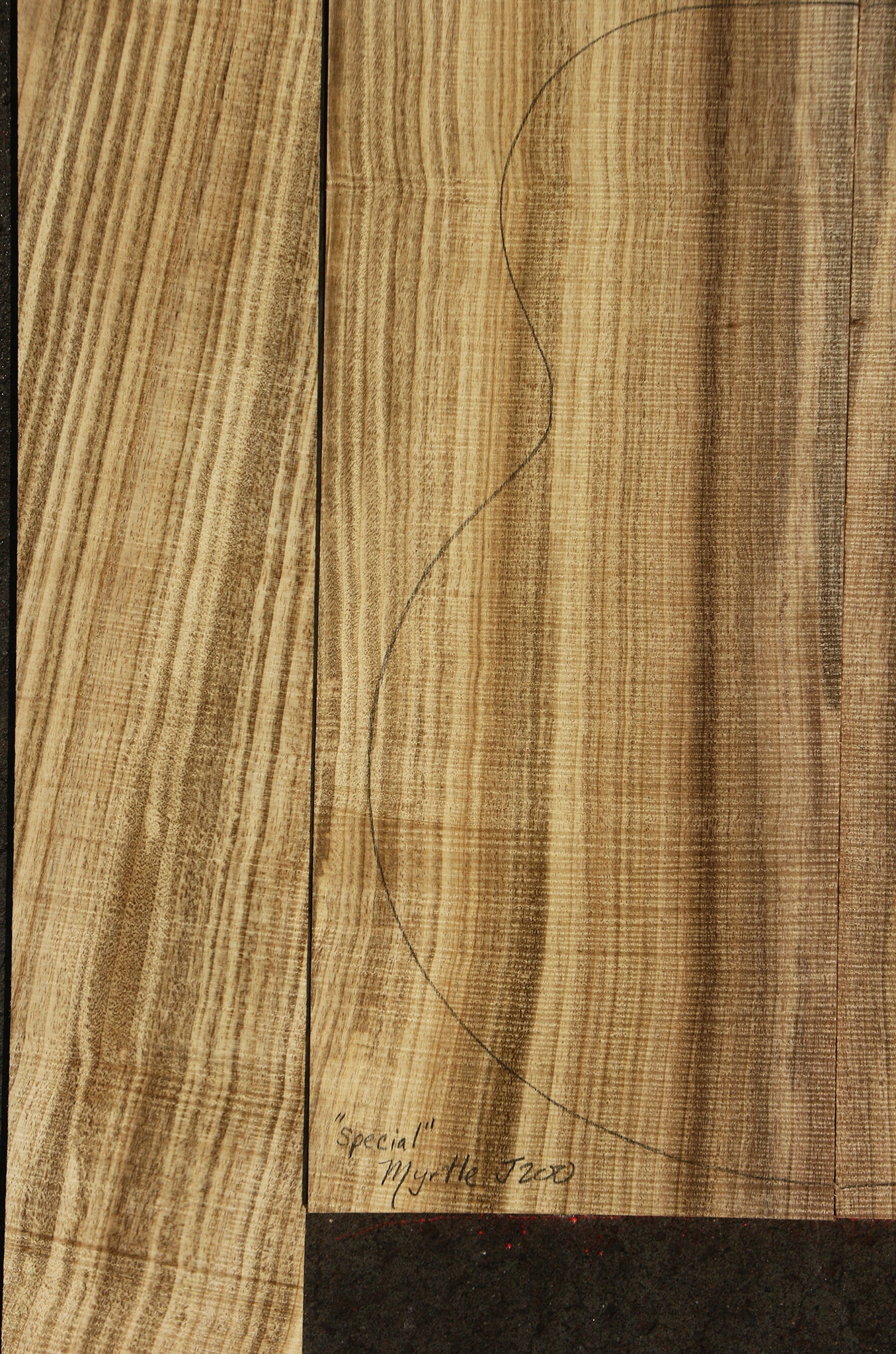 Special Grade Oregon Myrtle Jumbo Guitar Set