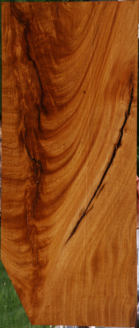 Extra Fancy Rustic Crotchwood Cerejeira Lumber