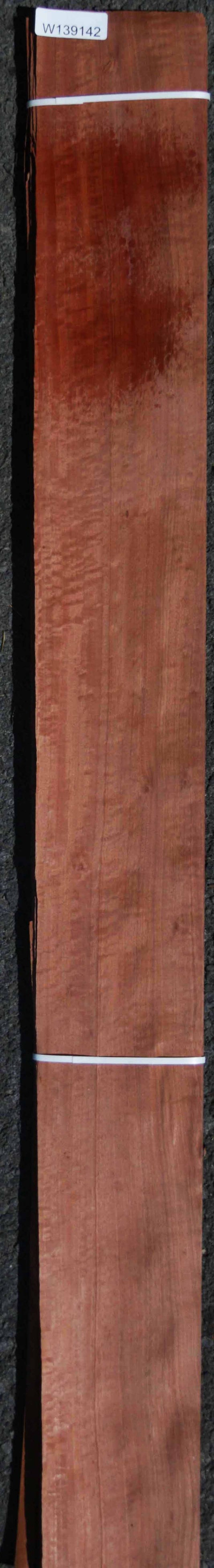 Red Gum Veneer Flitch - 16 Sheets