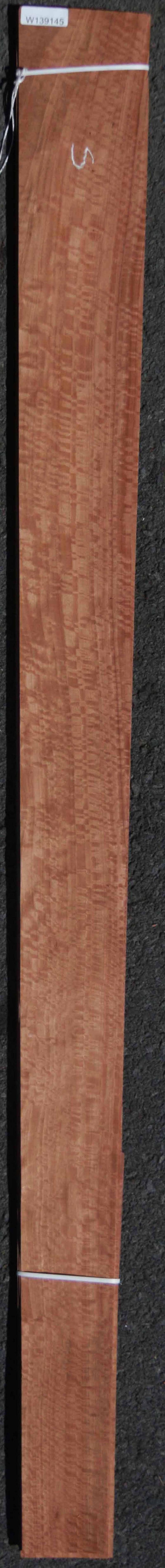 Red Gum Veneer Flitch - 16 Sheets